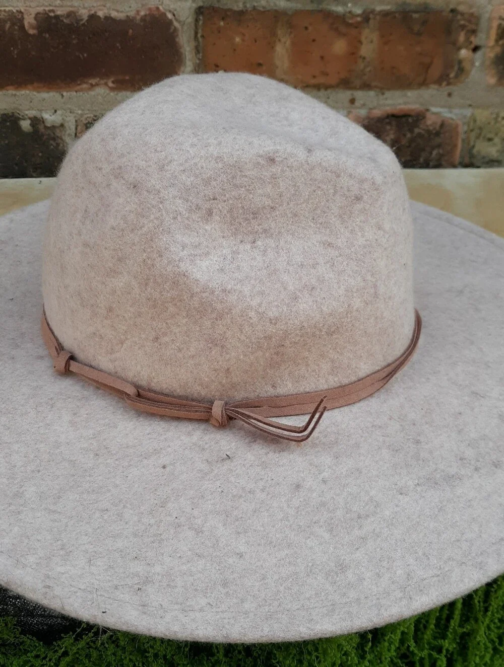 Universal Thread Beige Heather 100% Wool Wide Brim Fedora Panama Hat New With Ta